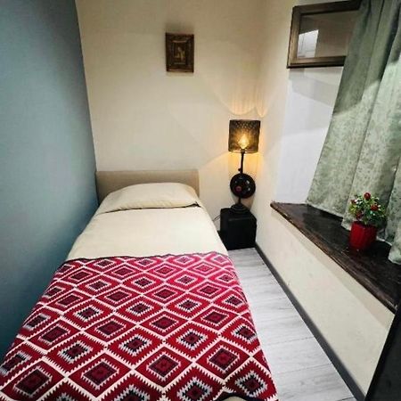 Communication Hostel باتومي المظهر الخارجي الصورة